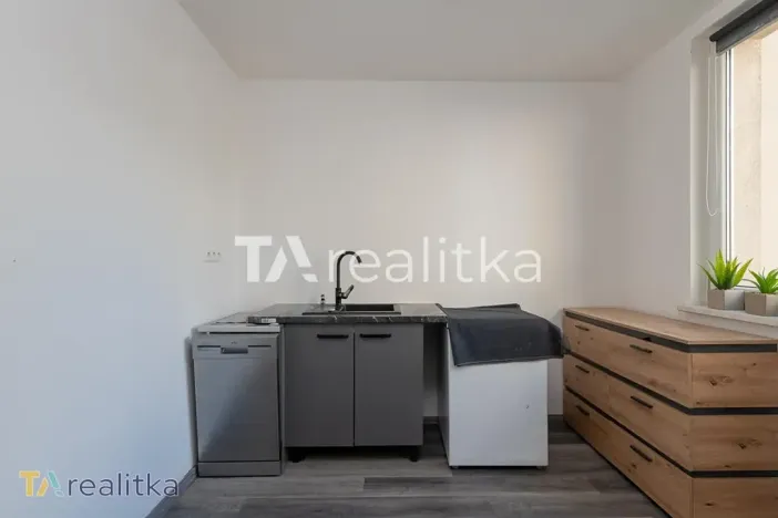 Prodej bytu 3+1, Orlová, Adamusova, 65 m2