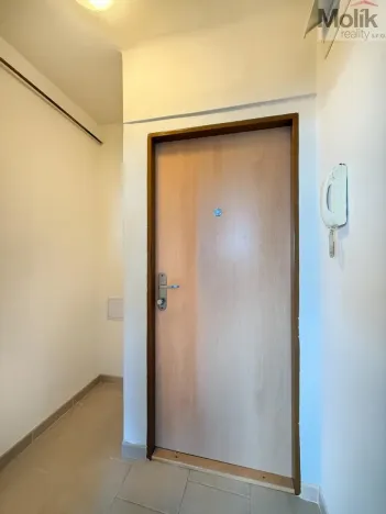 Pronájem bytu 1+kk, Litvínov - Horní Litvínov, Podkrušnohorská, 33 m2