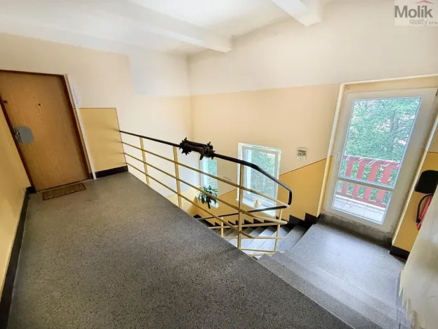 Pronájem bytu 1+kk, Litvínov - Horní Litvínov, Podkrušnohorská, 33 m2