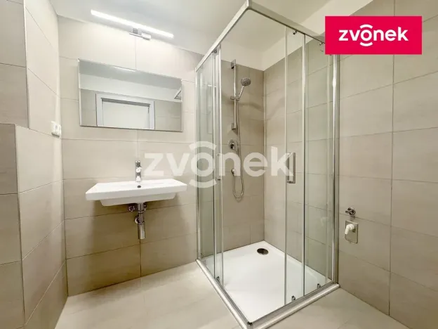 Pronájem bytu 1+kk, Zlín, Nad Stráněmi, 37 m2