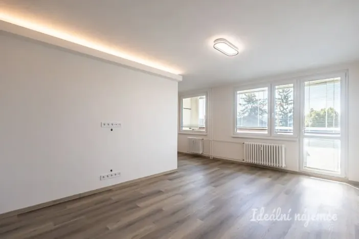 Pronájem bytu 3+kk, Praha - Záběhlice, Zvolenská, 78 m2