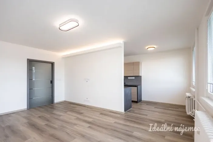 Pronájem bytu 3+kk, Praha - Záběhlice, Zvolenská, 78 m2