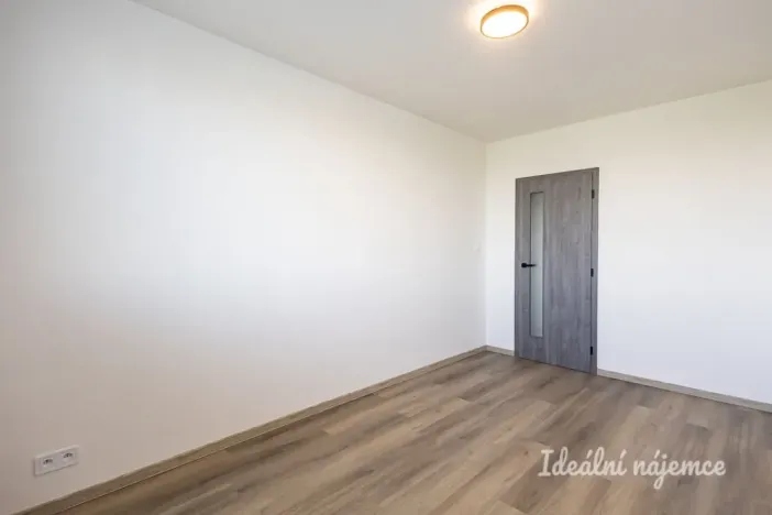 Pronájem bytu 3+kk, Praha - Záběhlice, Zvolenská, 78 m2