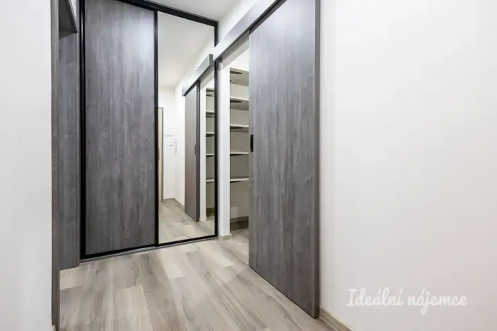 Pronájem bytu 3+kk, Praha - Záběhlice, Zvolenská, 78 m2
