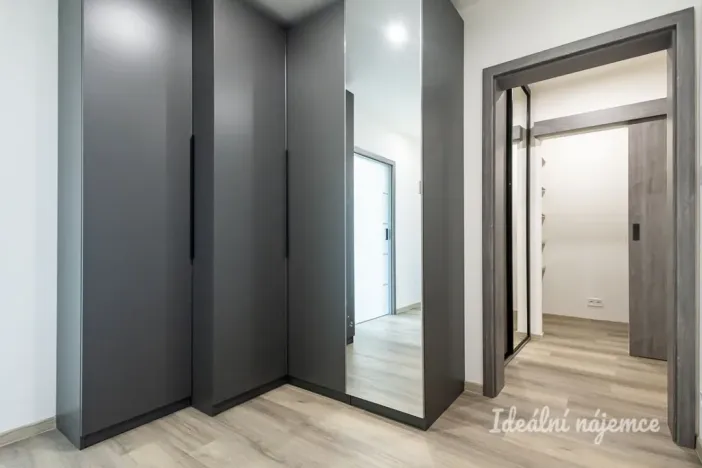 Pronájem bytu 3+kk, Praha - Záběhlice, Zvolenská, 78 m2