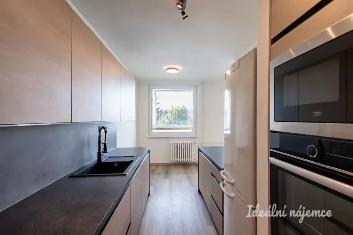 Pronájem bytu 3+kk, Praha - Záběhlice, Zvolenská, 78 m2