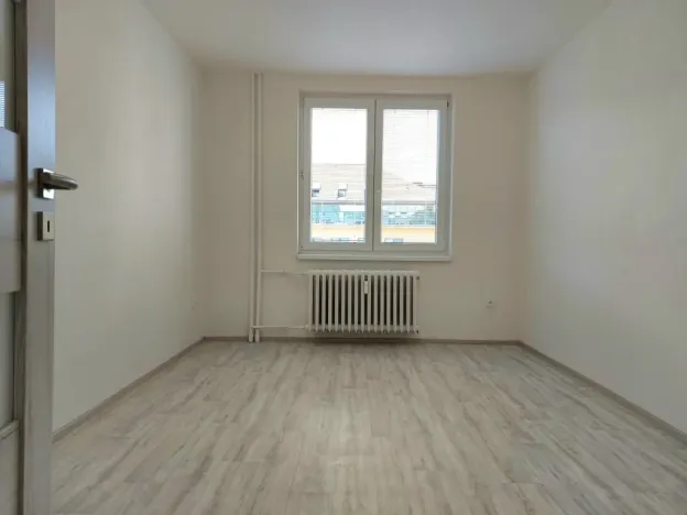 Pronájem bytu 3+1, Pardubice - Zelené Předměstí, Smilova, 92 m2
