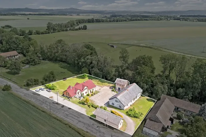 Prodej obchodního prostoru, Jičín, 286 m2