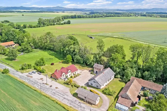 Prodej obchodního prostoru, Jičín, 286 m2