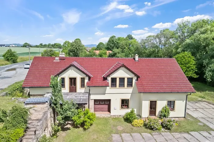 Prodej obchodního prostoru, Jičín, 286 m2