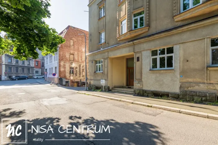 Prodej obchodního prostoru, Jablonec nad Nisou, Souběžná, 27 m2
