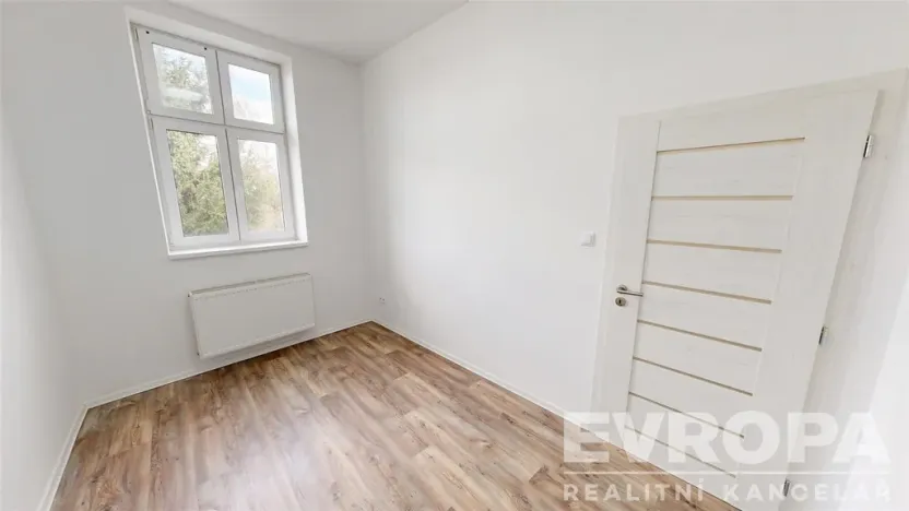 Pronájem bytu 2+kk, Žirovnice, Havlíčkovo náměstí, 39 m2