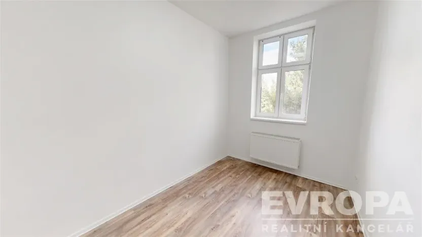 Pronájem bytu 2+kk, Žirovnice, Havlíčkovo náměstí, 39 m2