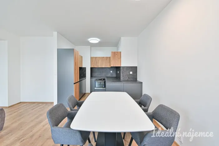 Pronájem bytu 2+kk, Slavkov u Brna, Slovanská, 63 m2