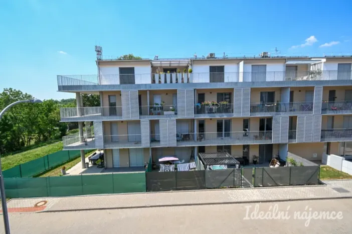 Pronájem bytu 2+kk, Slavkov u Brna, Slovanská, 63 m2