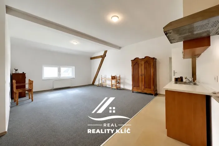 Pronájem bytu 3+1, Opava, Přemyslovců, 87 m2