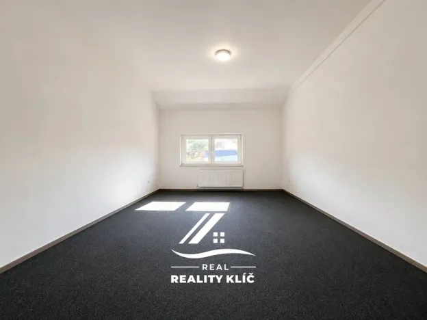 Pronájem bytu 3+1, Opava, Přemyslovců, 87 m2