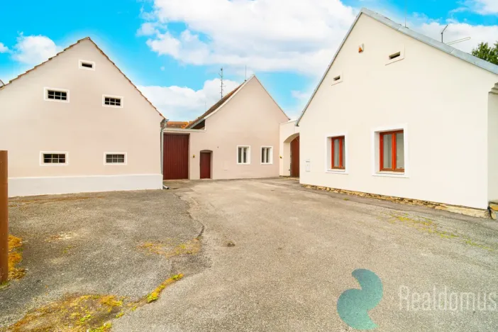 Prodej zemědělské usedlosti, Babice, 616 m2