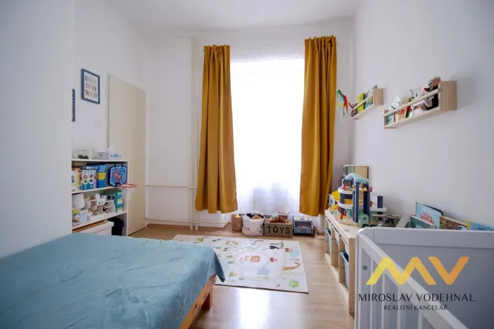 Pronájem bytu 3+1, Hradec Králové, Nerudova, 95 m2