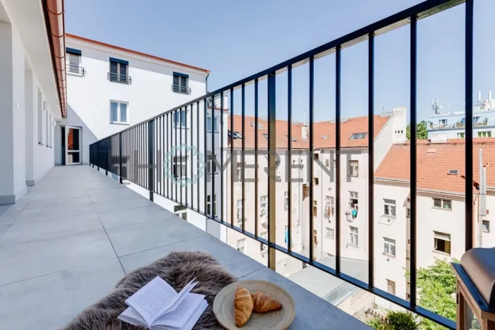 Pronájem bytu 2+kk, Praha - Libeň, Turnovská, 42 m2
