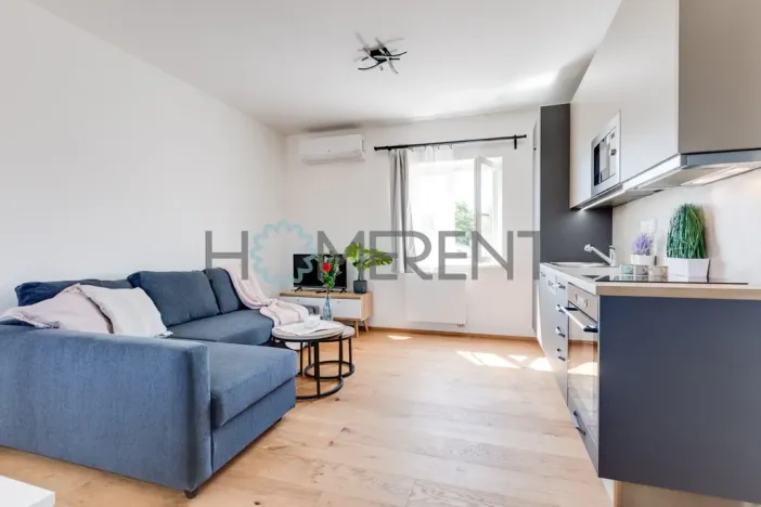Pronájem bytu 2+kk, Praha - Libeň, Turnovská, 42 m2