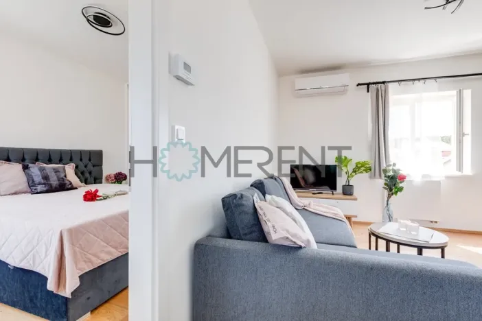 Pronájem bytu 2+kk, Praha - Libeň, Turnovská, 42 m2