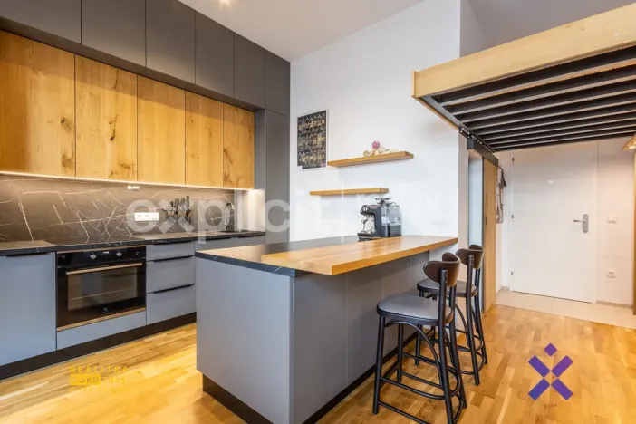 Prodej bytu 1+kk, Zlín, Lorencova, 28 m2