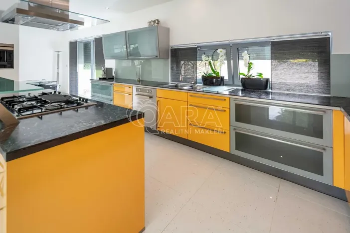 Prodej rodinného domu, Neratovice, Seifertova, 274 m2