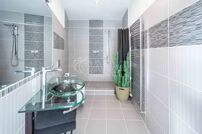 Prodej rodinného domu, Neratovice, Seifertova, 274 m2