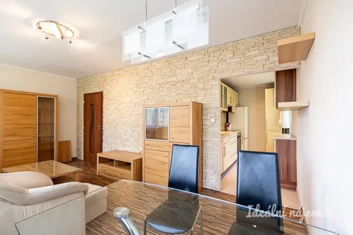 Pronájem bytu 3+kk, Praha - Kobylisy, Šimůnkova, 61 m2