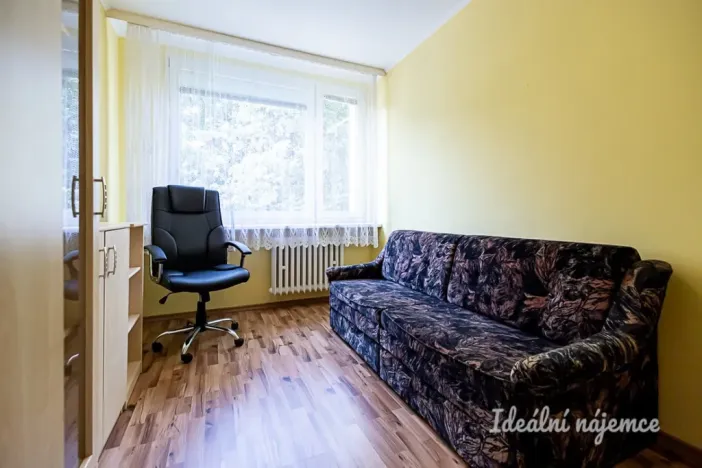Pronájem bytu 3+kk, Praha - Kobylisy, Šimůnkova, 61 m2