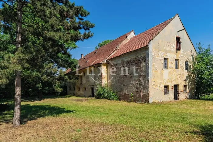 Prodej ubytování, Žatec, 3000 m2