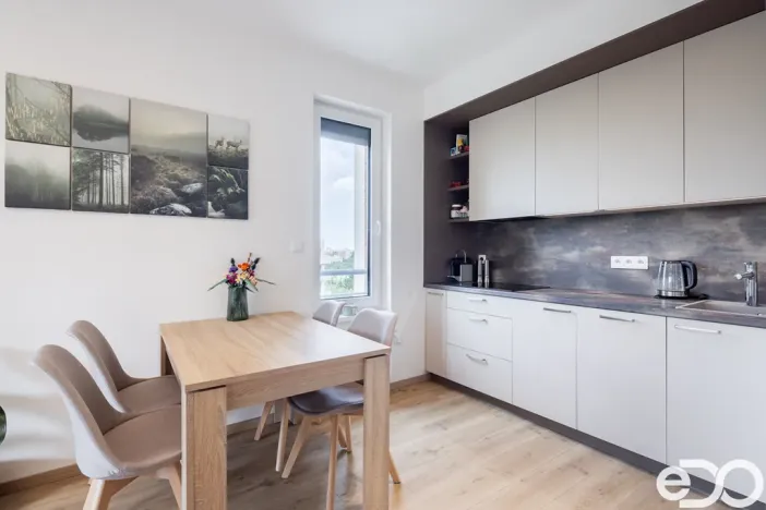 Pronájem bytu 2+kk, Praha - Záběhlice, Klapálkova, 57 m2