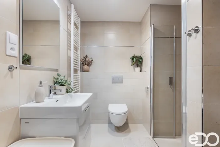 Pronájem bytu 2+kk, Praha - Záběhlice, Klapálkova, 57 m2