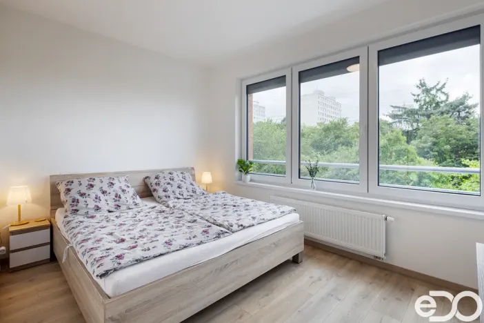 Pronájem bytu 2+kk, Praha - Záběhlice, Klapálkova, 57 m2