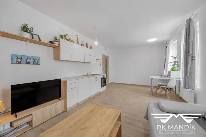Prodej bytu 1+kk, Odolena Voda, Pod Sokolákem, 35 m2