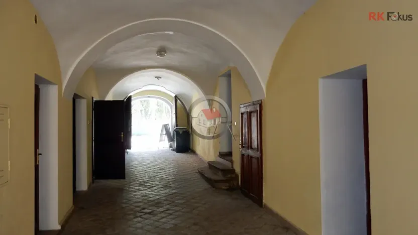 Pronájem bytu 2+kk, Moravské Budějovice, nám. ČSA, 40 m2