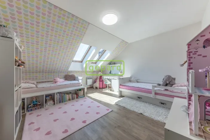Prodej bytu 4+kk, Jiřice, 99 m2