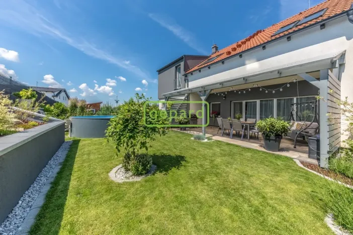 Prodej bytu 4+kk, Jiřice, 99 m2