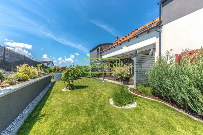 Prodej bytu 4+kk, Jiřice, 99 m2