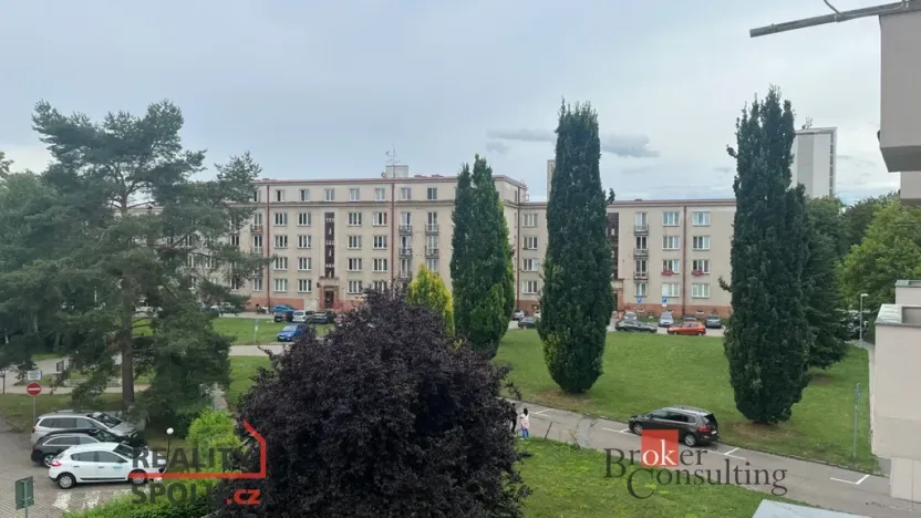 Pronájem bytu 2+1, Hradec Králové, Labská kotlina, 50 m2