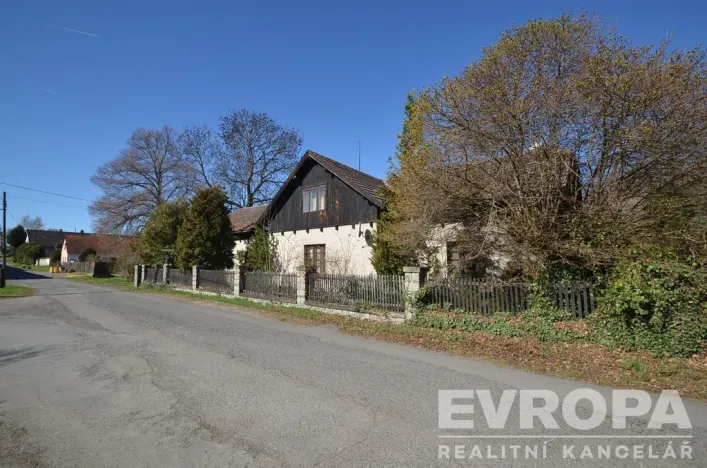 Prodej rodinného domu, Dolní Hbity - Jelence, 780 m2
