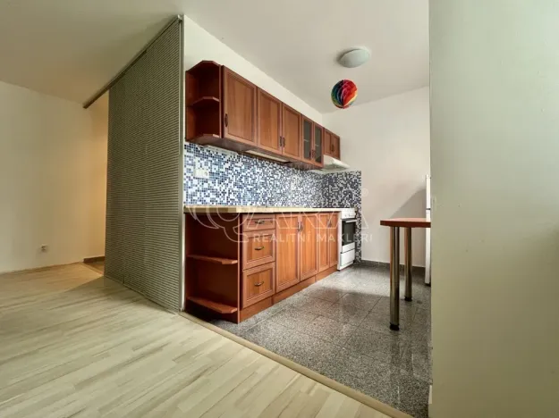 Pronájem bytu 1+kk, Brno - Lesná, Brožíkova, 36 m2
