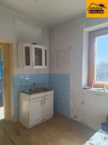 Prodej rodinného domu, Třeština, 150 m2