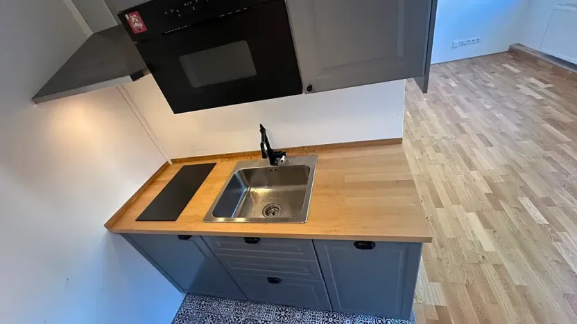 Pronájem bytu 2+kk, Praha - Vinohrady, Perucká, 40 m2