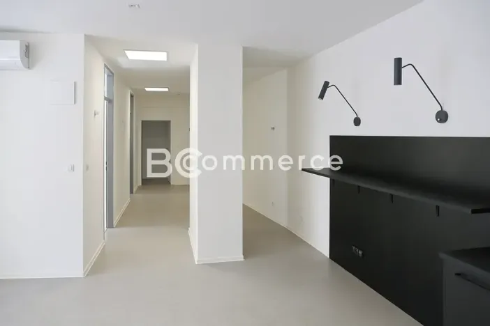 Pronájem kanceláře, Brno, Dominikánské náměstí, 380 m2