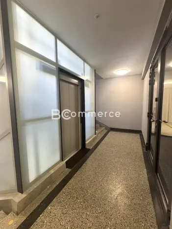 Pronájem kanceláře, Brno, Dominikánské náměstí, 380 m2