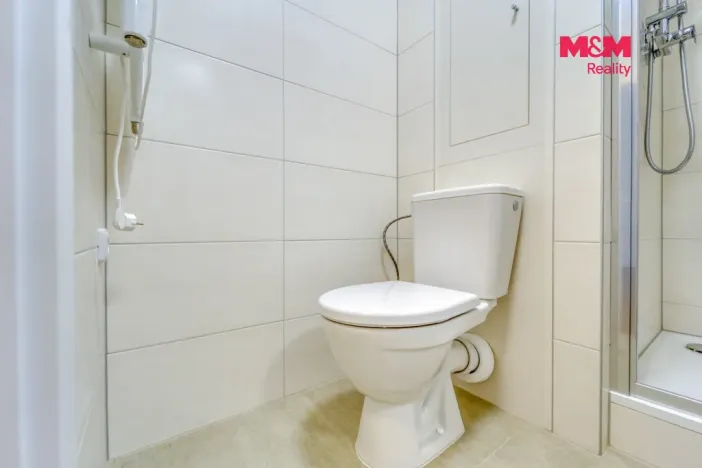 Pronájem bytu 2+kk, Plzeň - Bolevec, Kaznějovská, 40 m2
