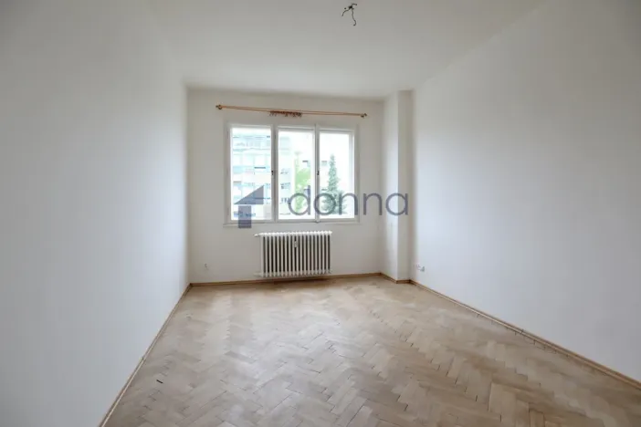 Pronájem bytu 1+1, Praha, Šrobárova, 42 m2