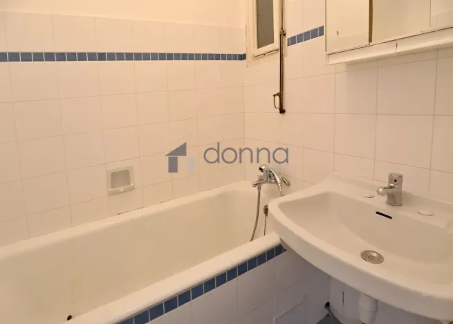 Pronájem bytu 1+1, Praha, Šrobárova, 42 m2